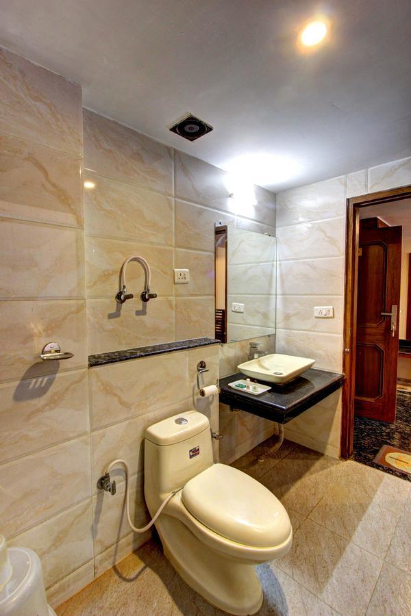 Hotel Maple Retreat Manāli Dış mekan fotoğraf